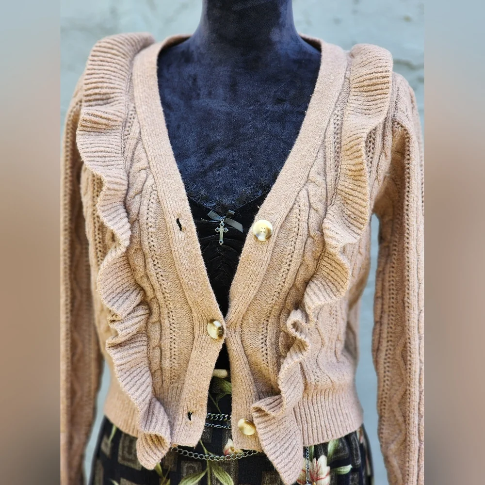 Button Up Ruffled Sweater ~ Nude/Cocoa Color NWOT - Picture 5 of 9